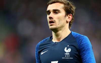 浩瀚体育讨论-若日尼奥被评赛季最佳引援